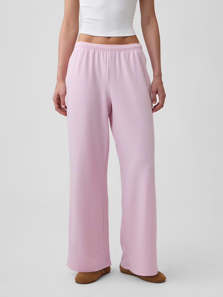 Image number 3 showing, CloudLight Relaxed Wide-Leg Sweatpants