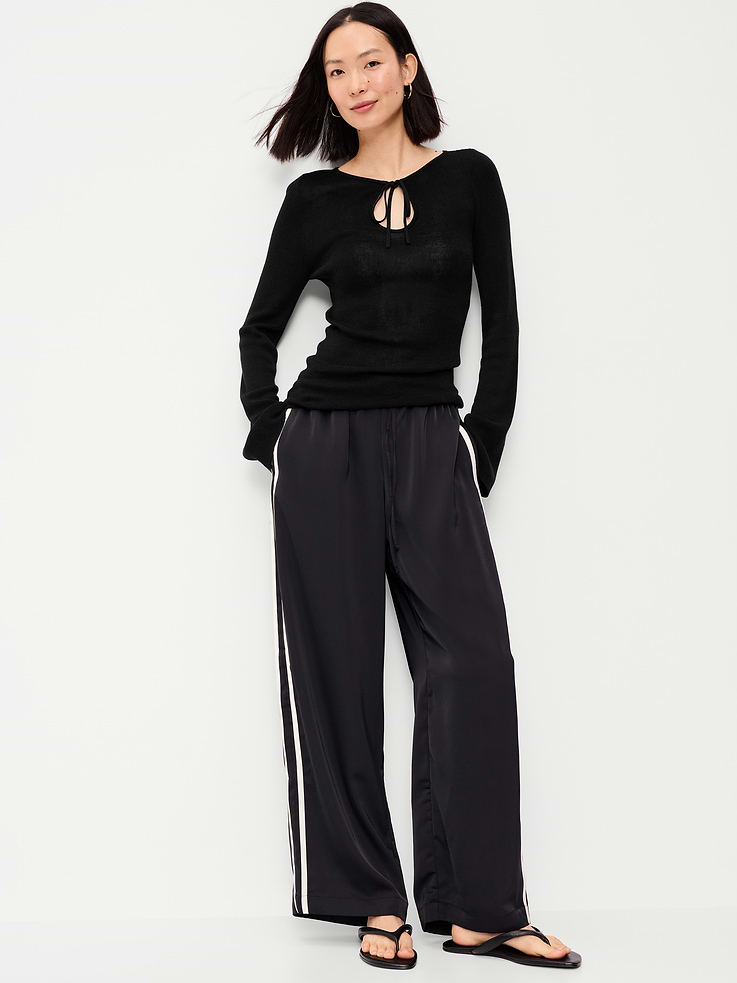 Image number 3 showing, Bell-Sleeve Keyhole Top