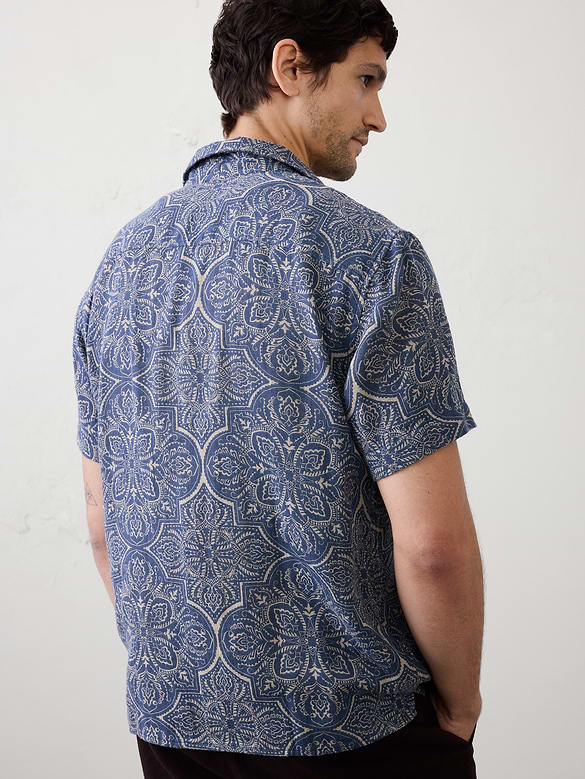Standard-Fit Coastal Resort Shirt