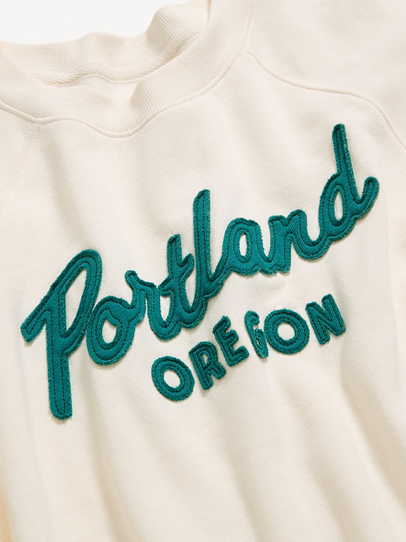 Oversized Raglan Sweatshirt