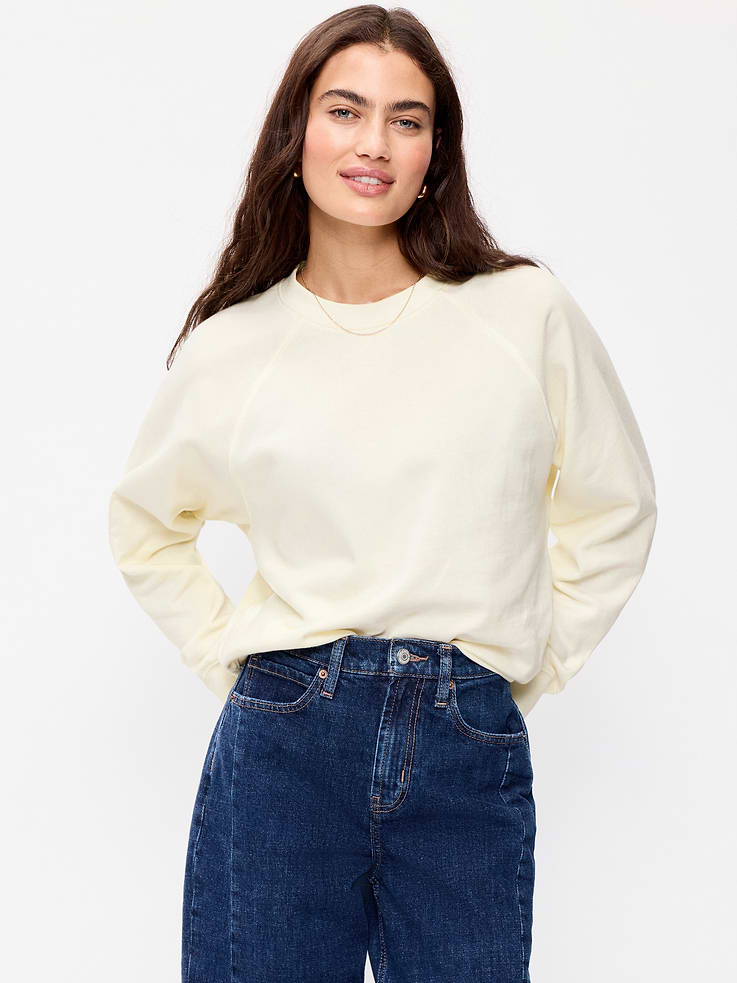 Image number 1 showing, Oversized Raglan Sweatshirt