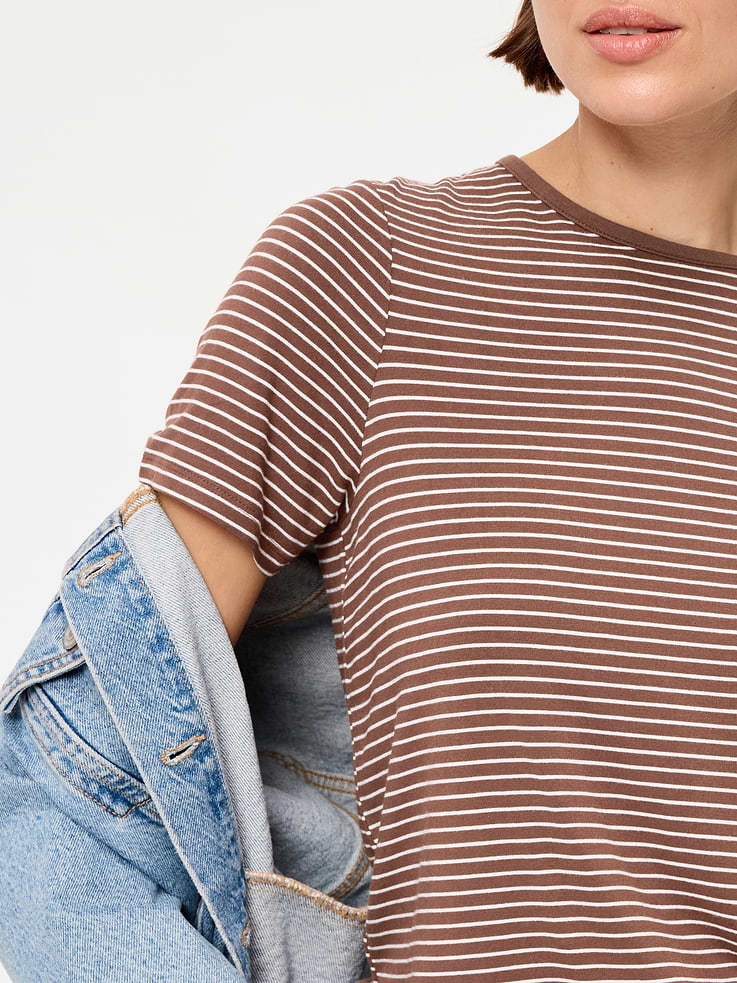 L'image numéro 3 présente T-shirt ras du cou luxueux