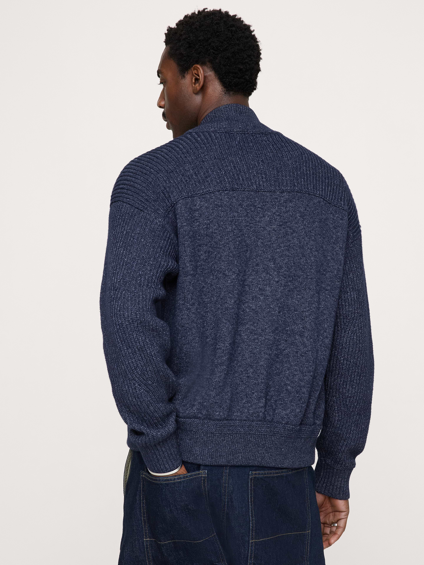 L'image numéro 2 présente Blouson d’aviateur en tricot de coton
