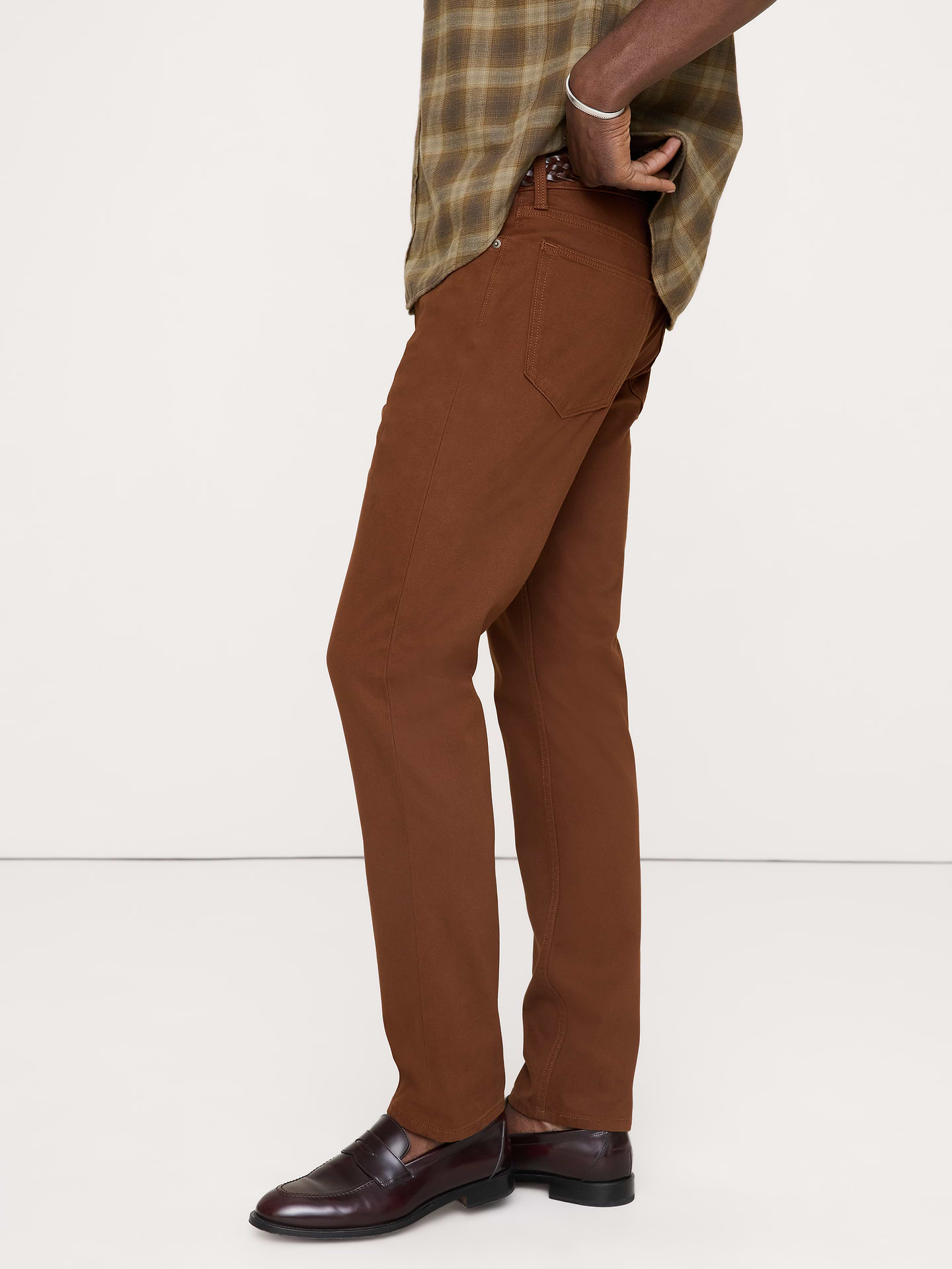 L'image numéro 3 présente Pantalon Voyageur étroit