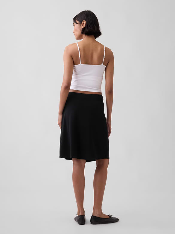 Easy Knee-Length Skirt