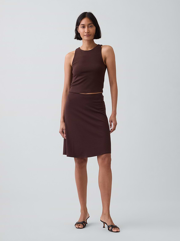 Easy Knee-Length Skirt