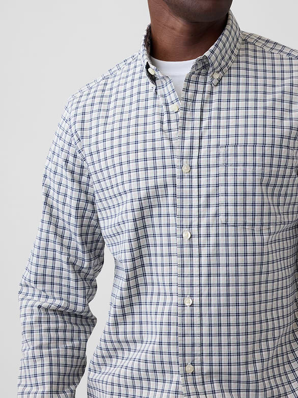 Stretch Poplin Shirt in Standard Fit