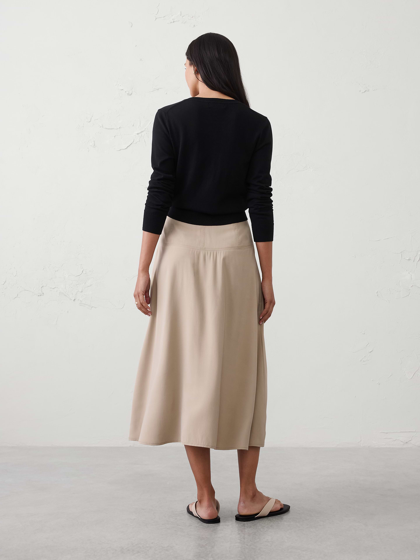 Image number 2 showing, Curved Seamed-Waist Midi Skirt