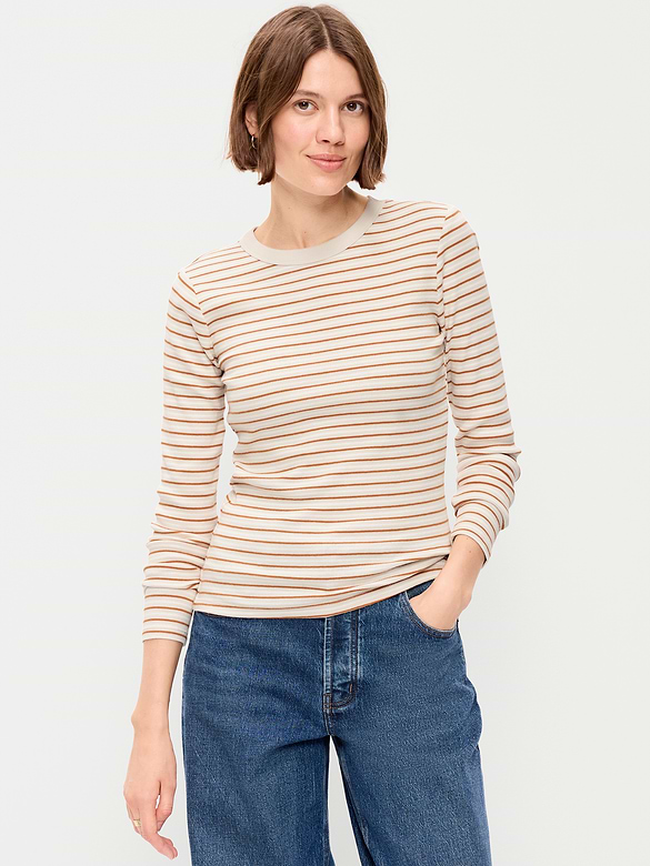 Snug Crew-Neck Long Sleeve T-Shirt