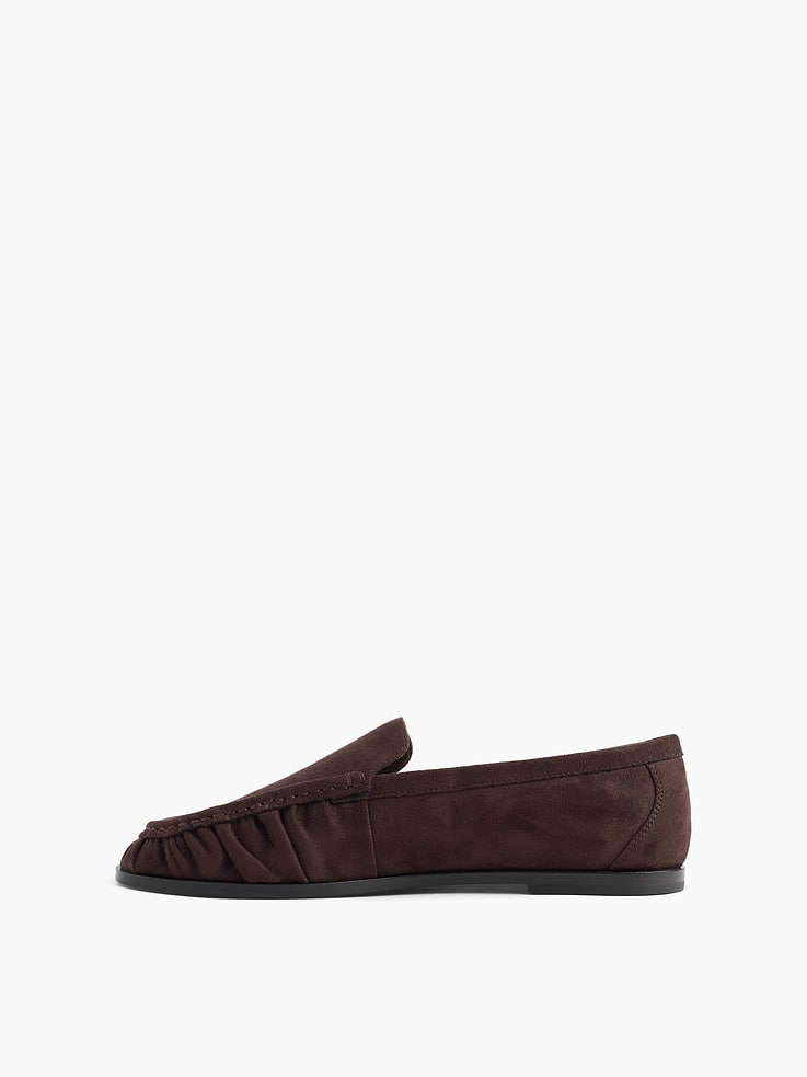 Image number 4 showing, Vegan Suede Ruched Loafers