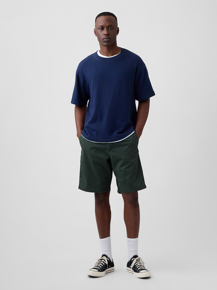 Image number 1 showing, 9" Essential Khaki Shorts