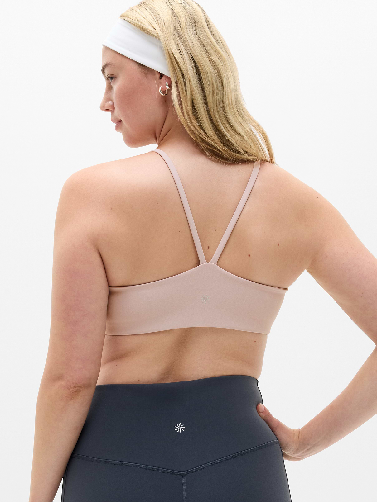Image number 3 showing, Transcend Scoop Sports Bra A-C