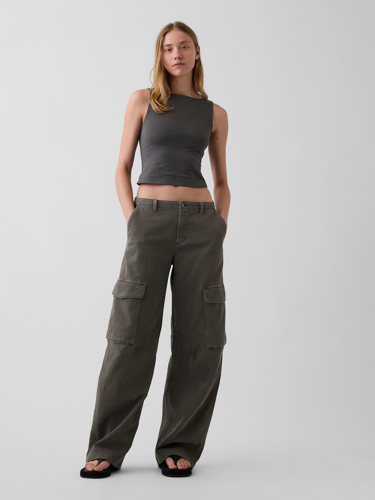 Low Rise Twill Baggy Barrel Cargo Pants