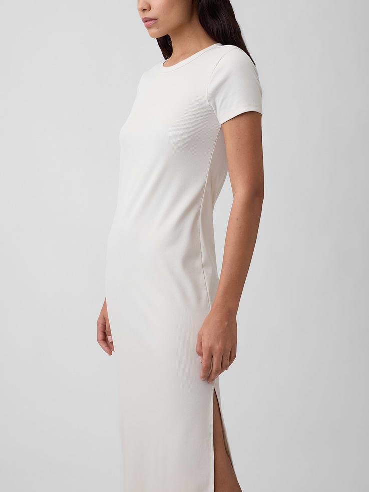 Image number 3 showing, Modern Ribbed Maxi Dress
