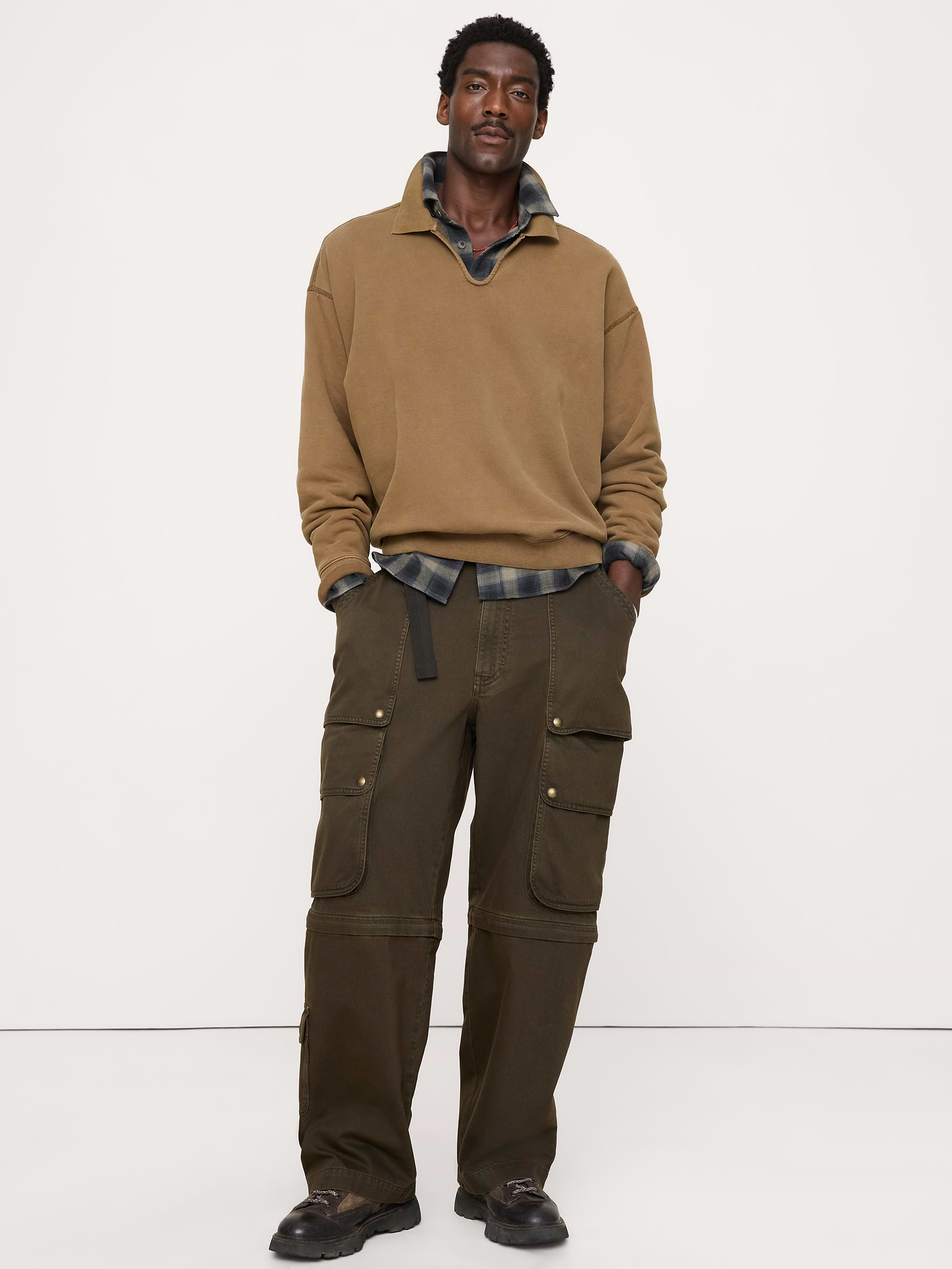 L'image numéro 1 présente Pantalon cargo convertible en sergé de coton