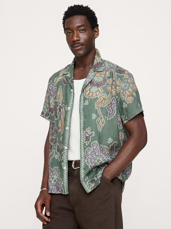 Chemise de vacances coupe standard en lin