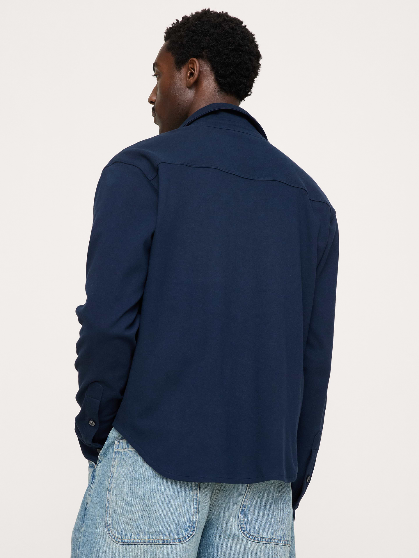 L'image numéro 2 présente Chemise au toucher luxueux