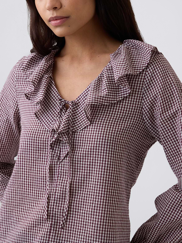 Relaxed Ruffle Top
