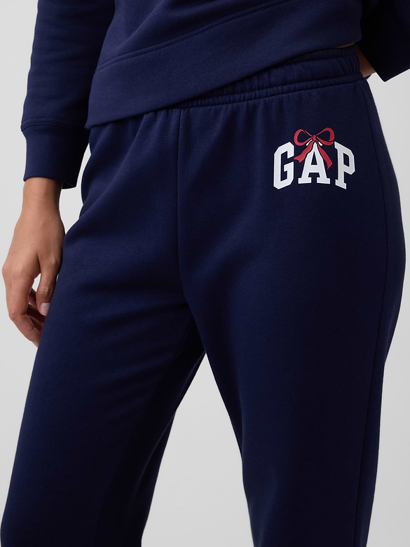 Gap Logo Pull-On Slim Sweatpants