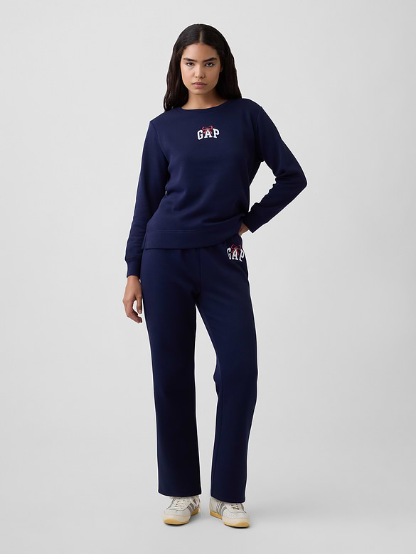 Relaxed Gap Logo Sweatshirt
