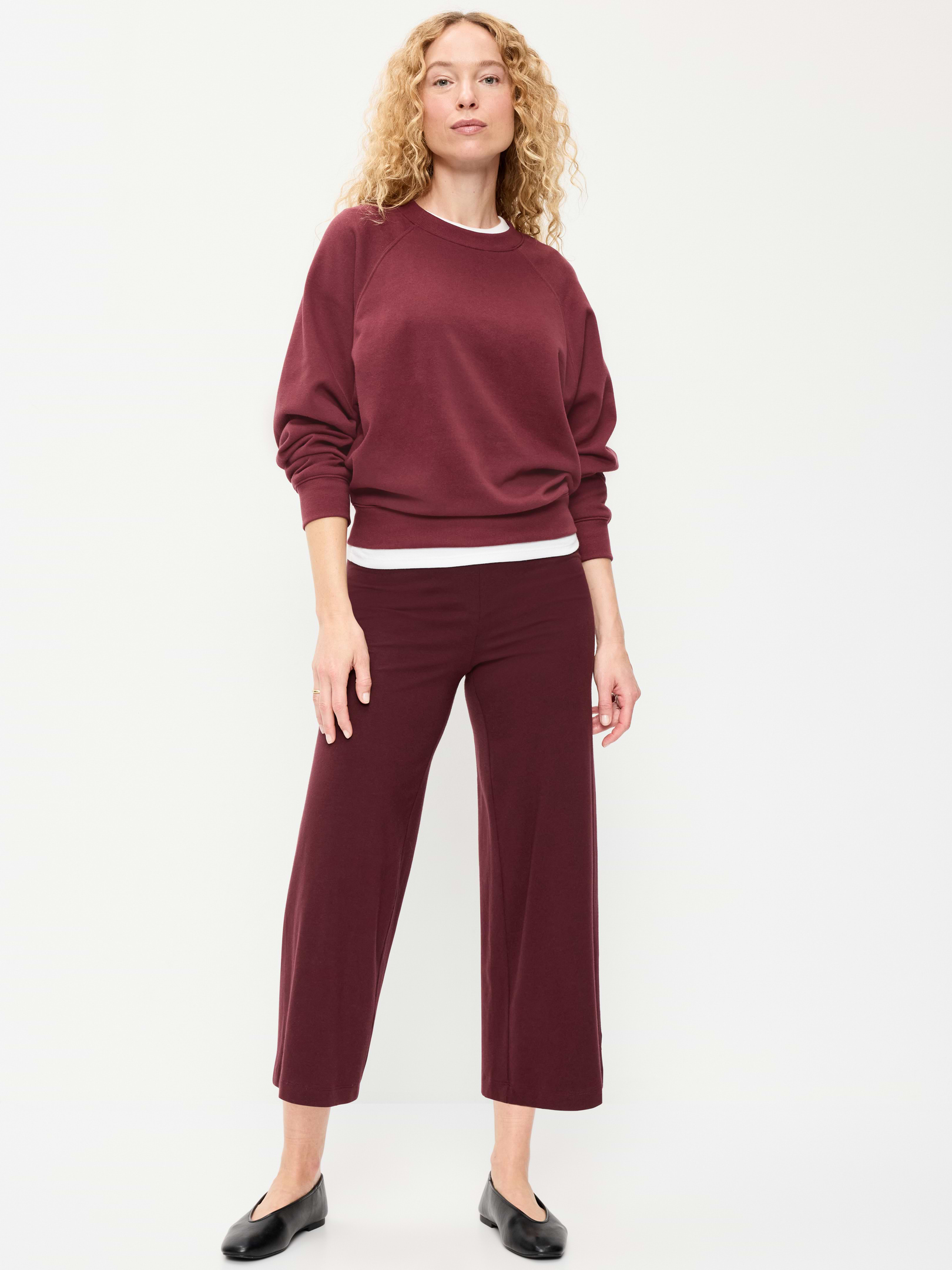 L'image numéro 1 présente Legging à jambe large à taille haute, longueur 3/4