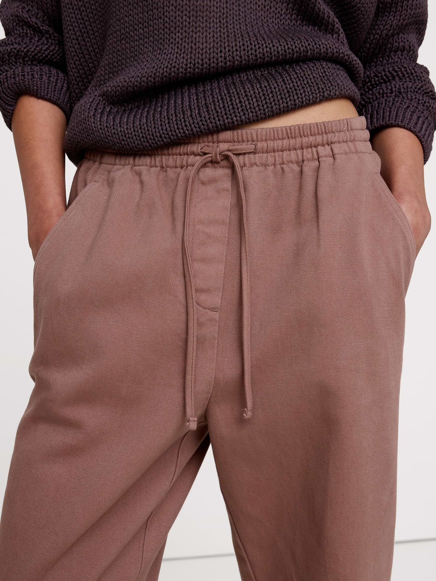 L'image numéro 4 présente Pantalon à jambe droite en coton Escapade
