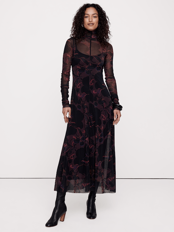 Robe longue en tissu à mailles à manches longues