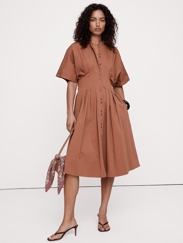 Robe mi-longue à plis en coton extensible