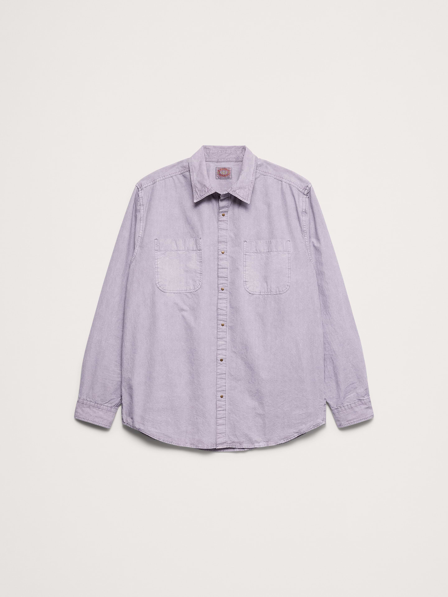 L'image numéro 6 présente Chemise décontractée en popeline de coton Retour aux archives