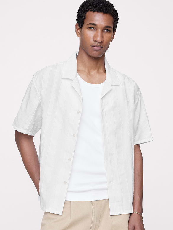Relaxed-Fit Cotton-Linen Jacquard Resort Shirt