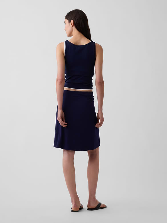 Easy Knee-Length Skirt