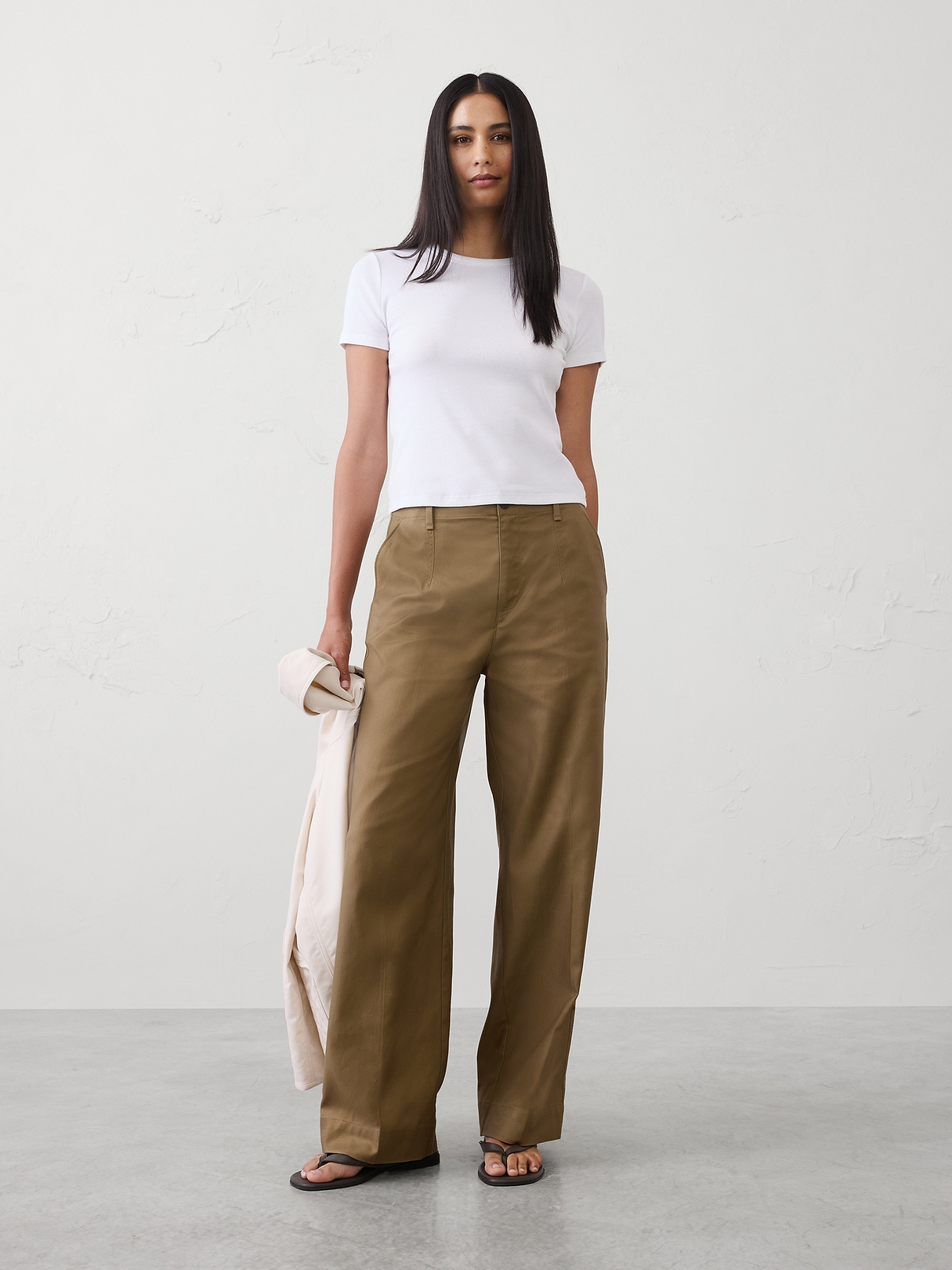 Straight High-Rise Twill Pant | Banana Republic Factory
