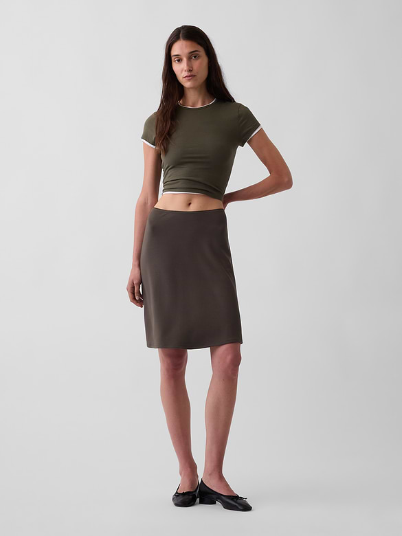 Easy Knee-Length Skirt