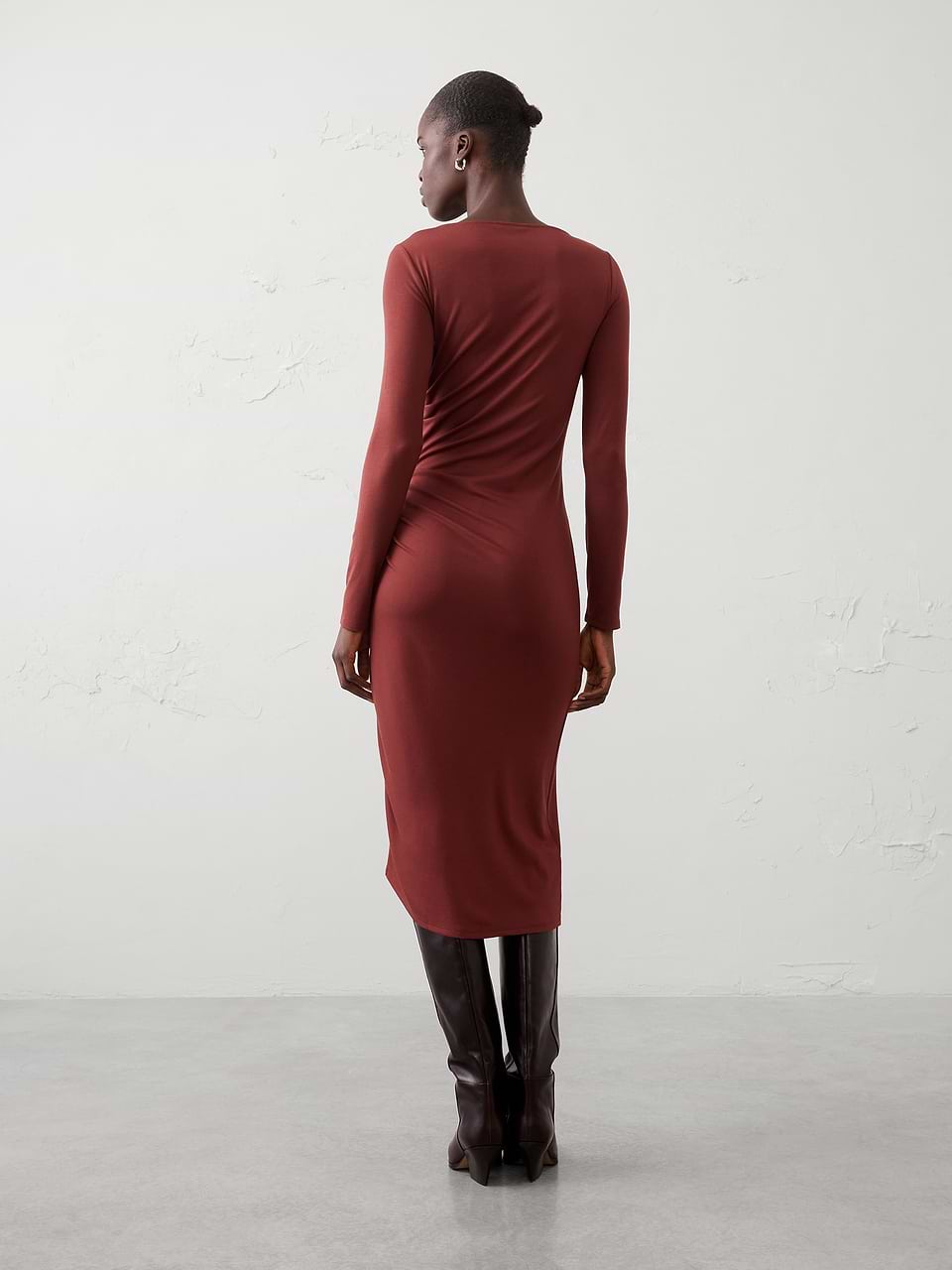 side shirred knit midi dress Women's Soft Deep Brick Regular Size M Aurelia Ribbed Knit