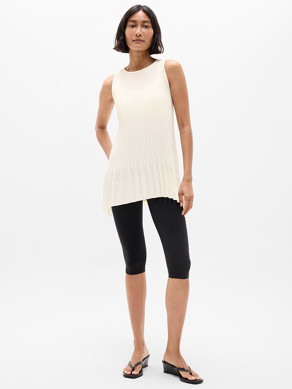 Featherweight Plissé Tank