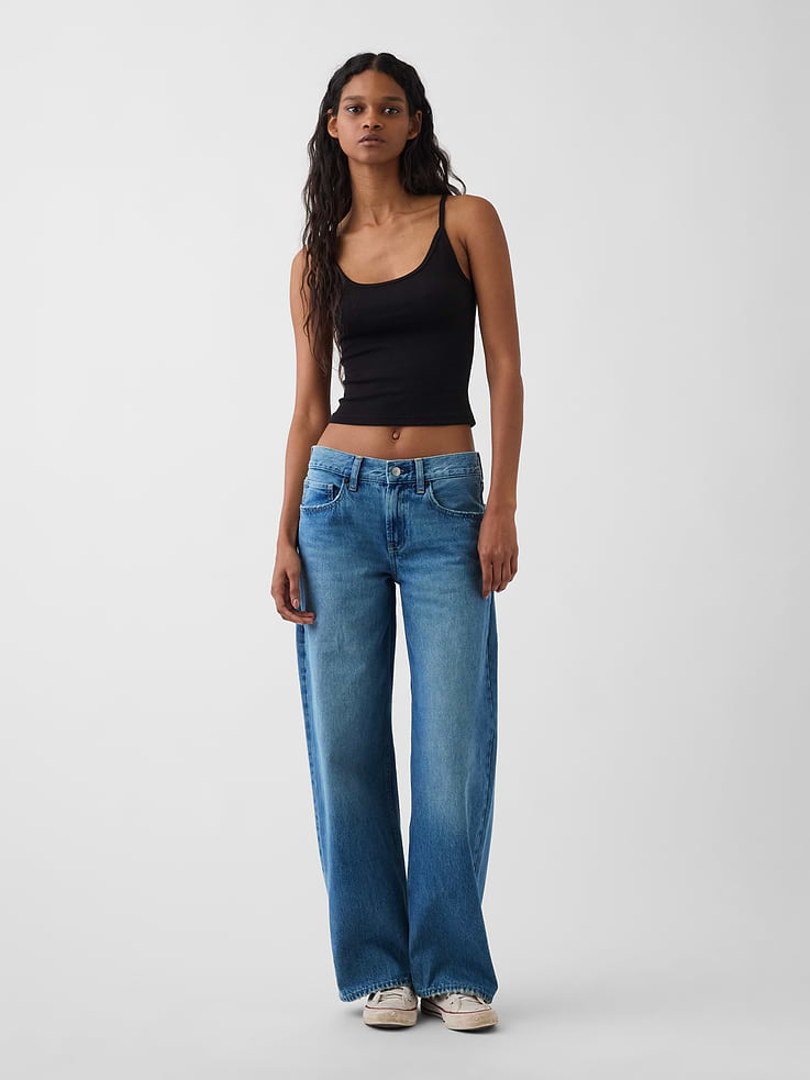 L'image numéro 1 présente Le jean ample à taille basse Hailey
