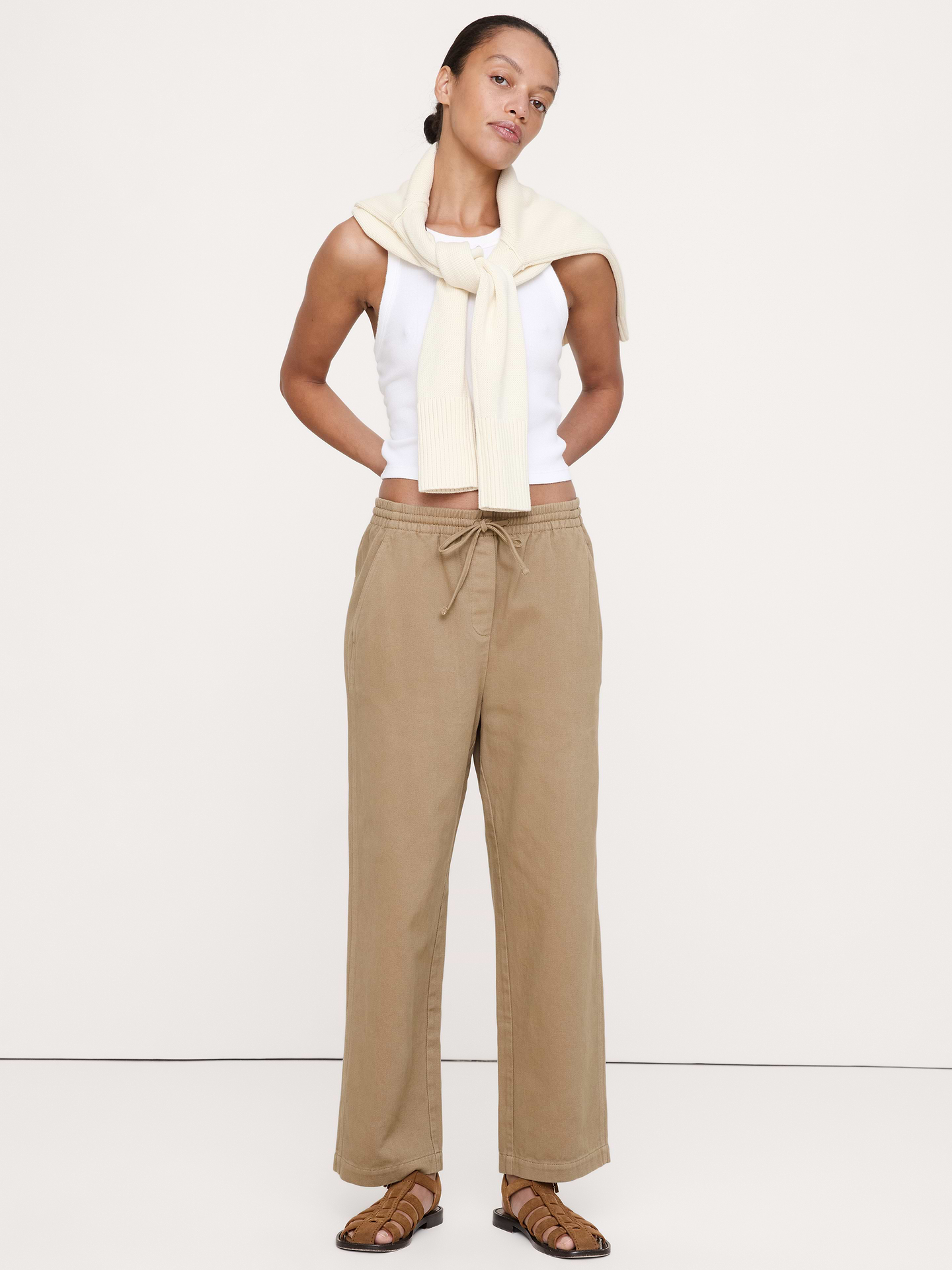 L'image numéro 1 présente Pantalon à jambe droite en coton Escapade