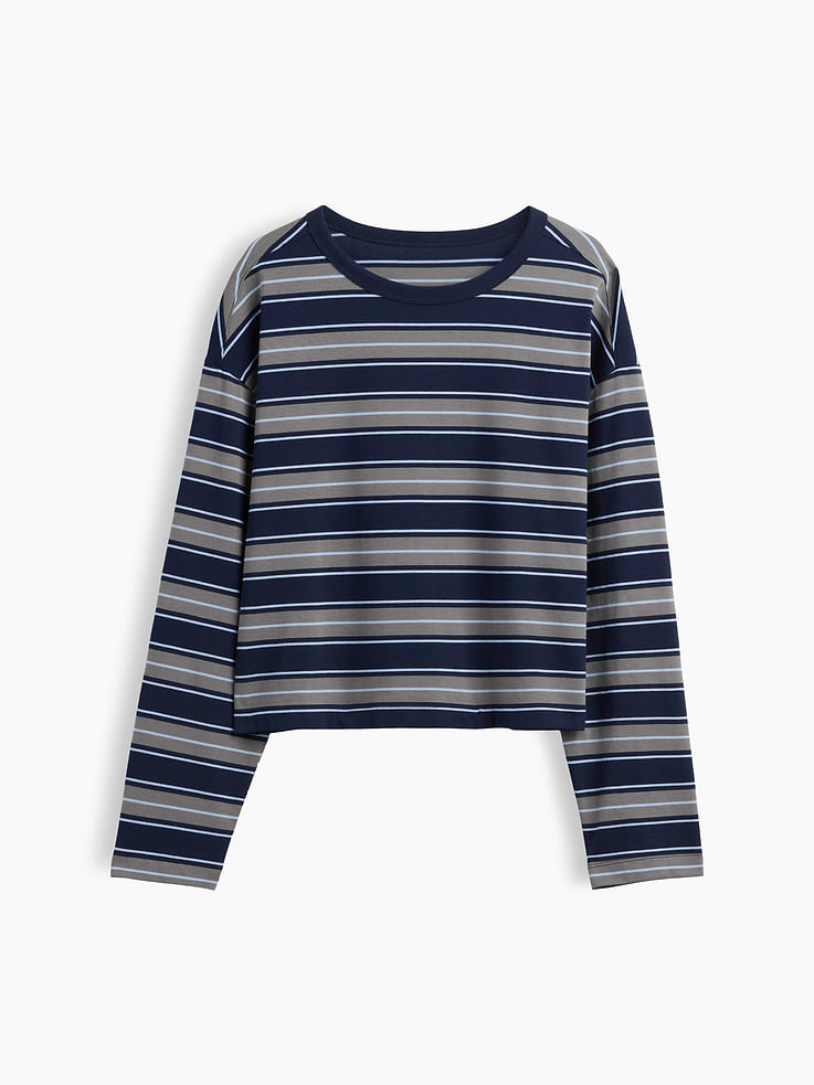 Image number 5 showing, Knit Oversized Crop T-Shirt