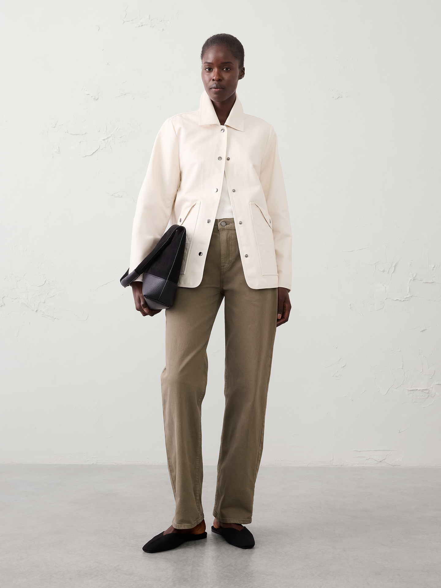 Image number 1 showing, Straight-Leg Mid-Rise Jean