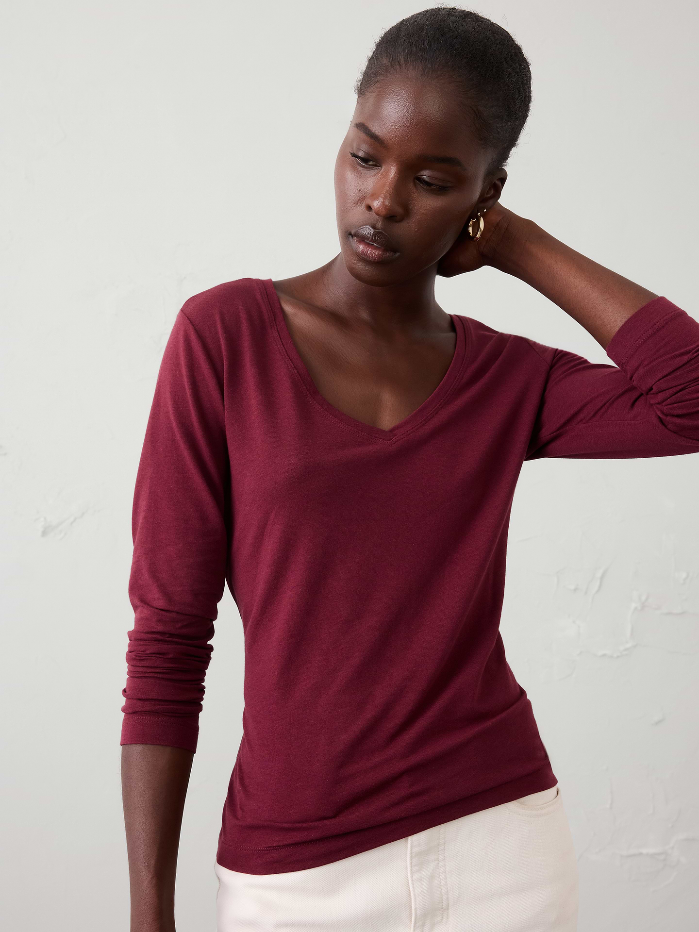 Image number 1 showing, Timeless Long-Sleeve V-Neck T-Shirt