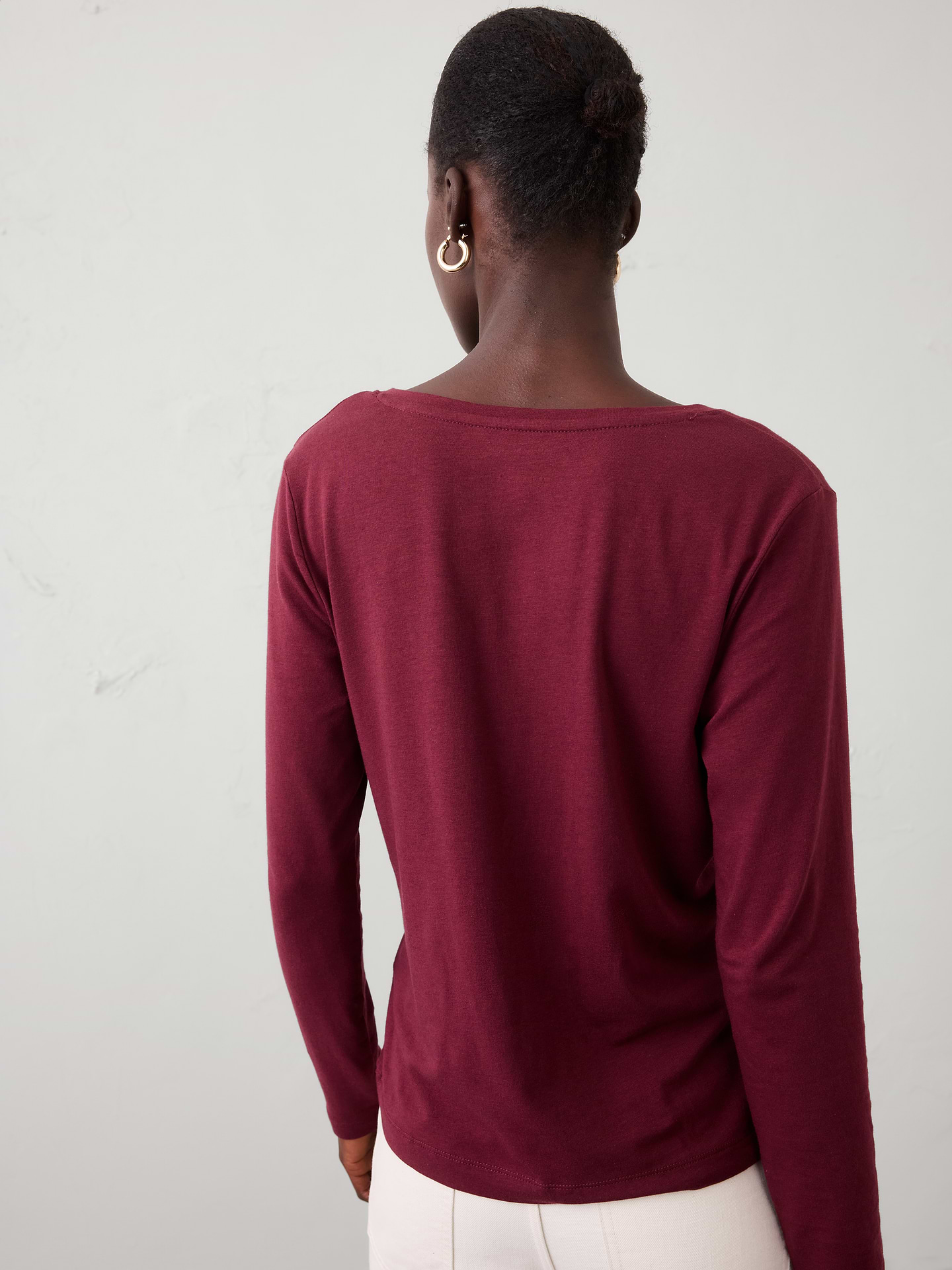 Image number 8 showing, Timeless Long-Sleeve V-Neck T-Shirt