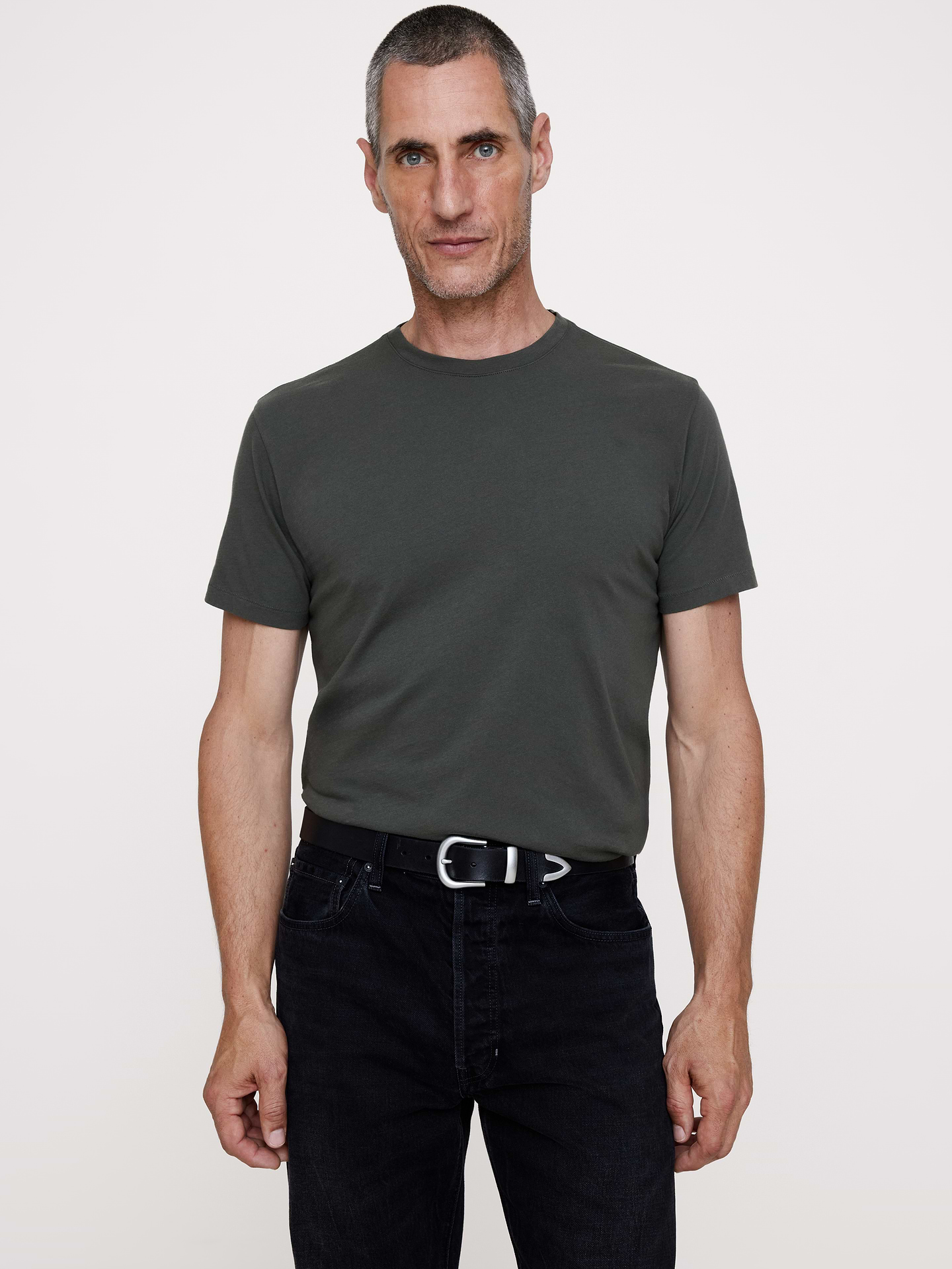 L'image numéro 1 présente T-shirt ras du cou en coton léger