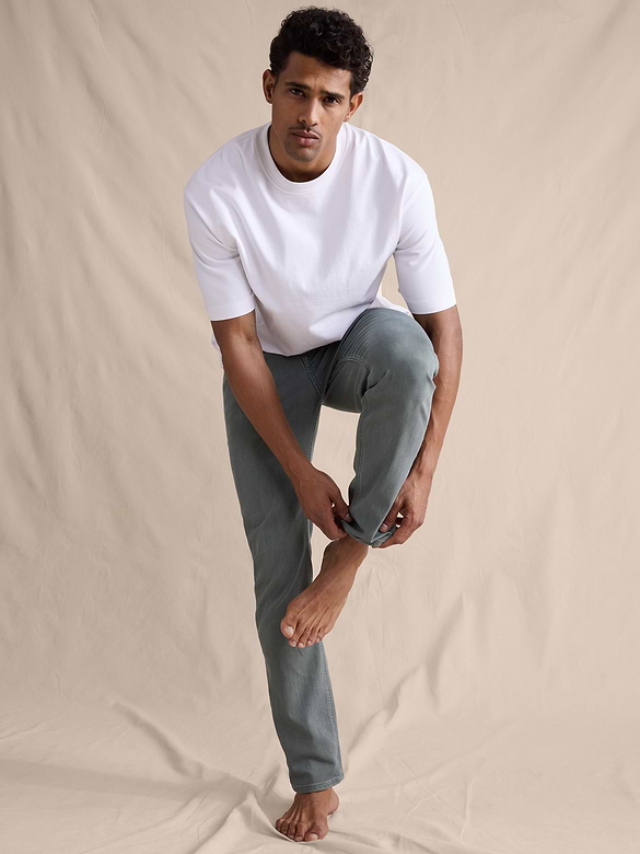 Slim Luxe Traveler Jean