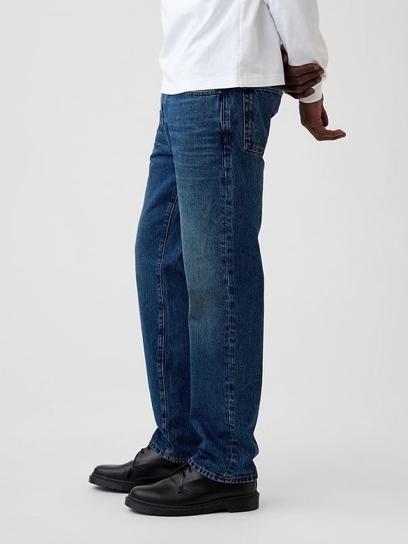 Relaxed Straight Jeans