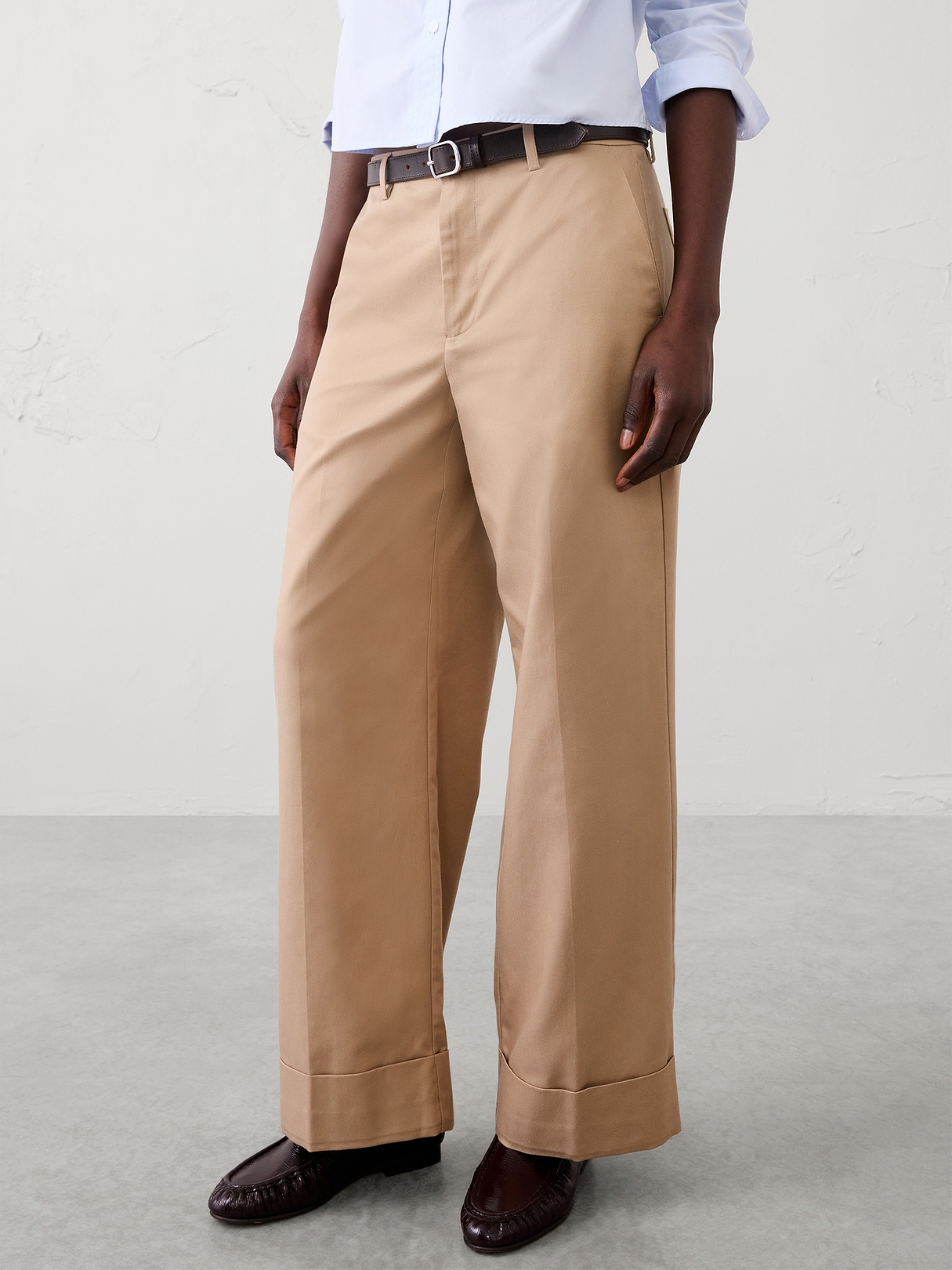 Wide-Leg Mid-Rise Drapey Twill Cuffed Pant | Banana Republic Factory