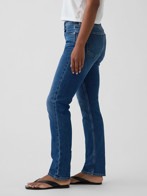 Curvy High Rise '90s Slim Straight Jeans