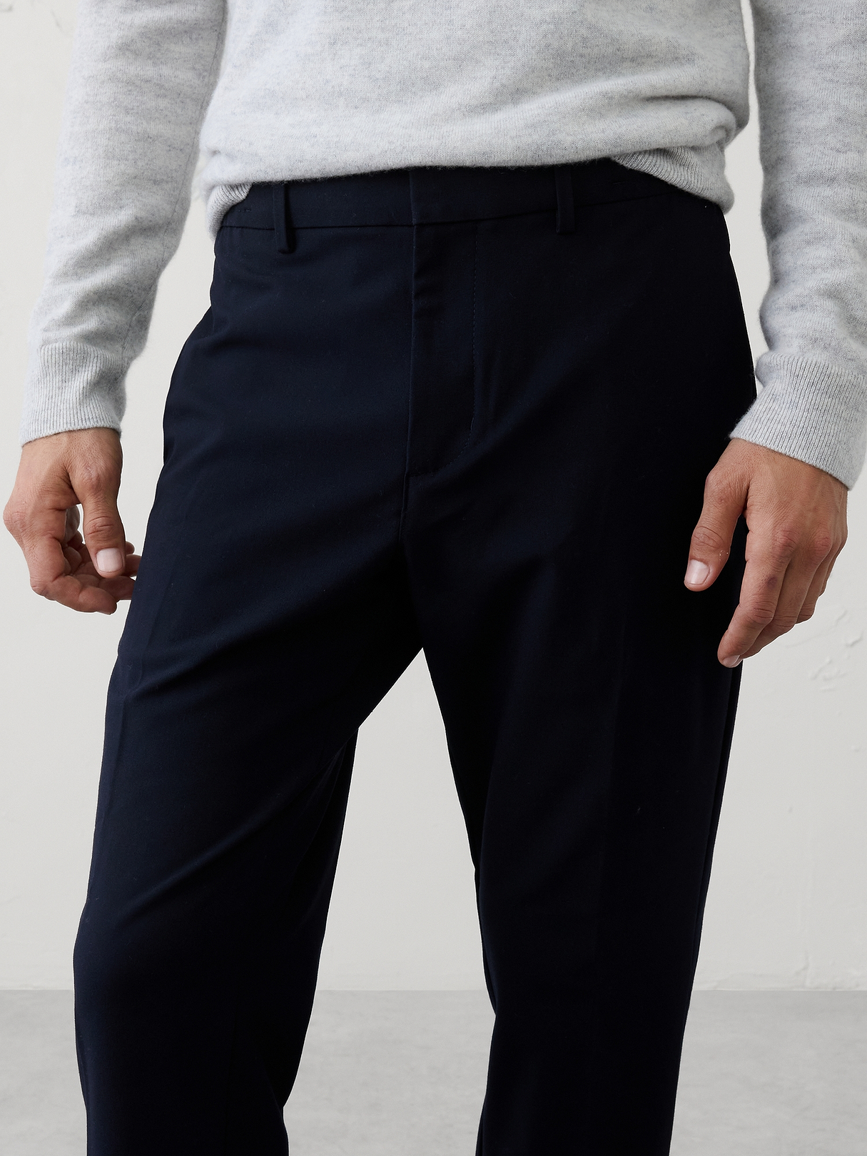 Athletic-Fit Tapered Pant | Banana Republic Factory