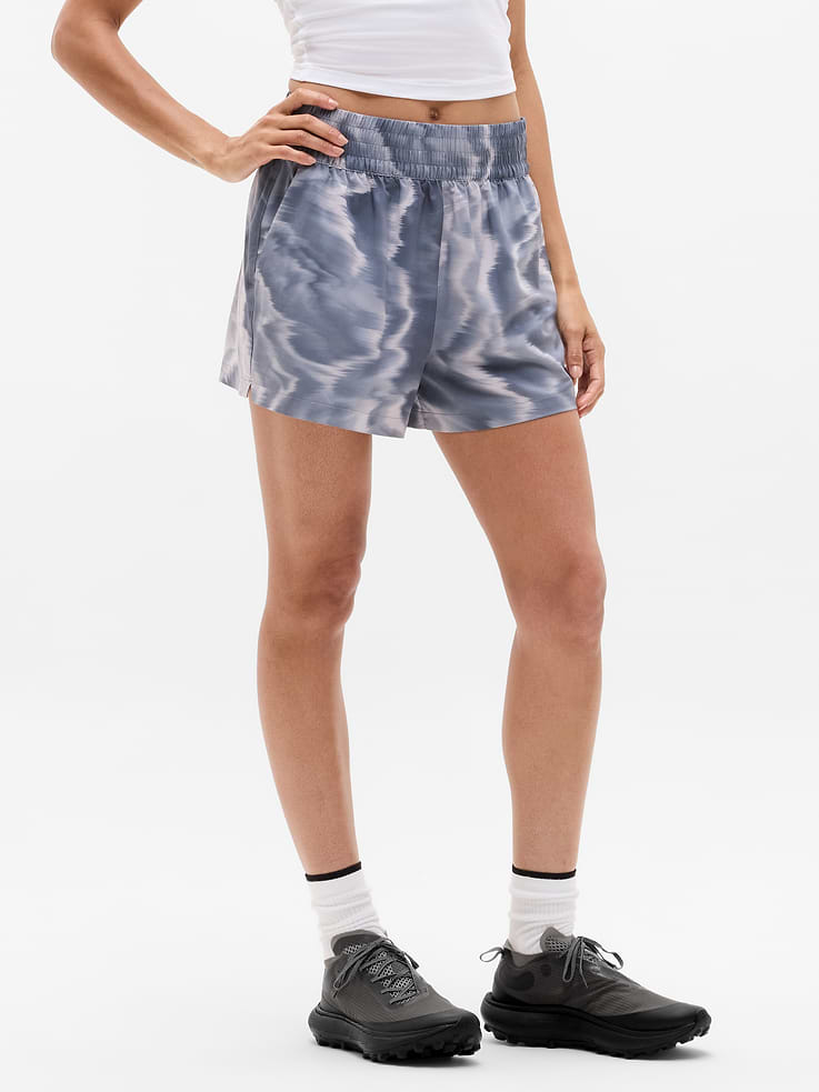Image number 2 showing, Weekender High Rise 3" Run Short