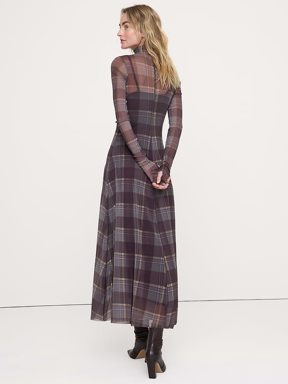 Robe longue en tissu à mailles à manches longues