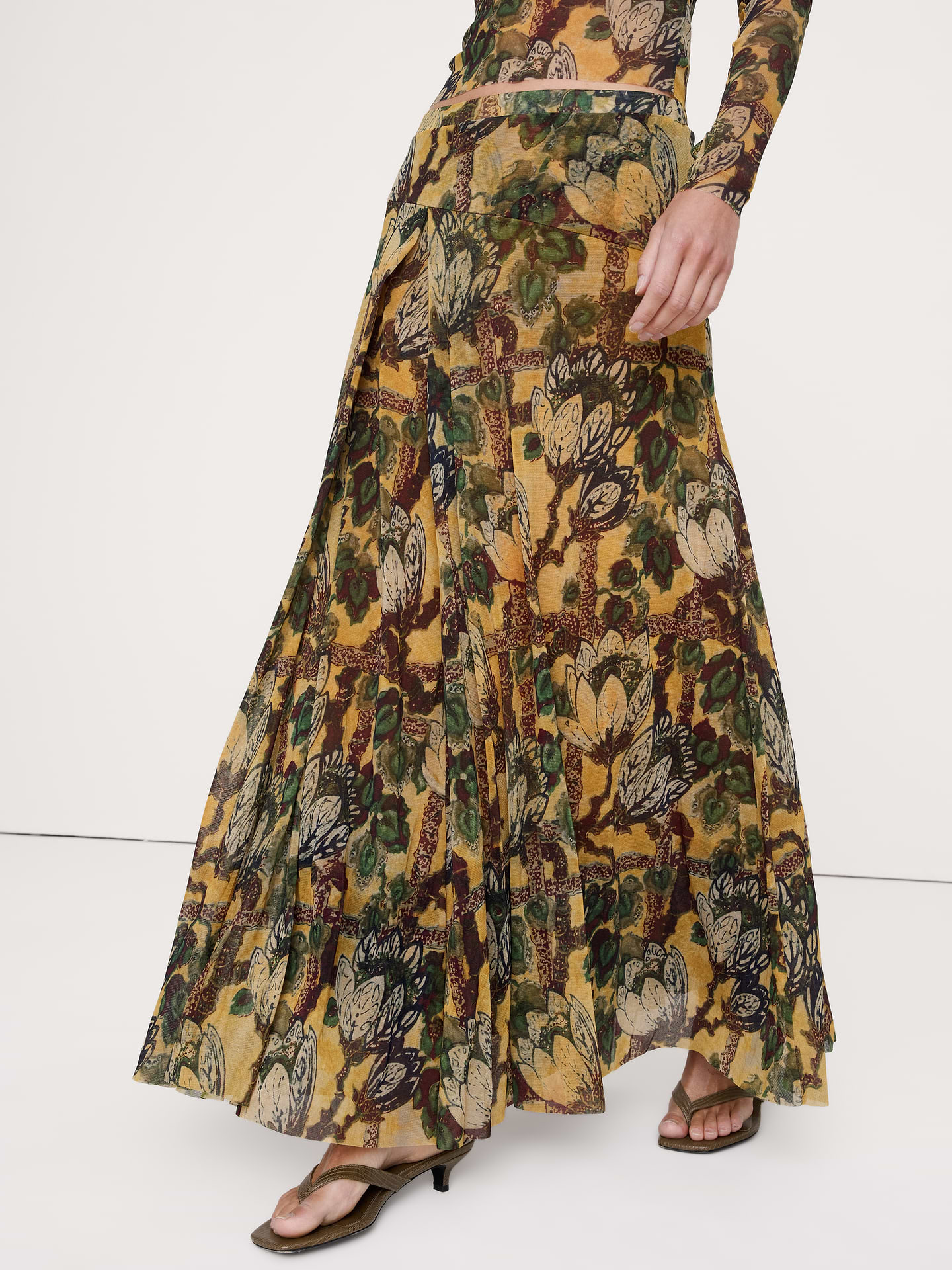 Image number 3 showing, Mesh Pleated Maxi Skirt